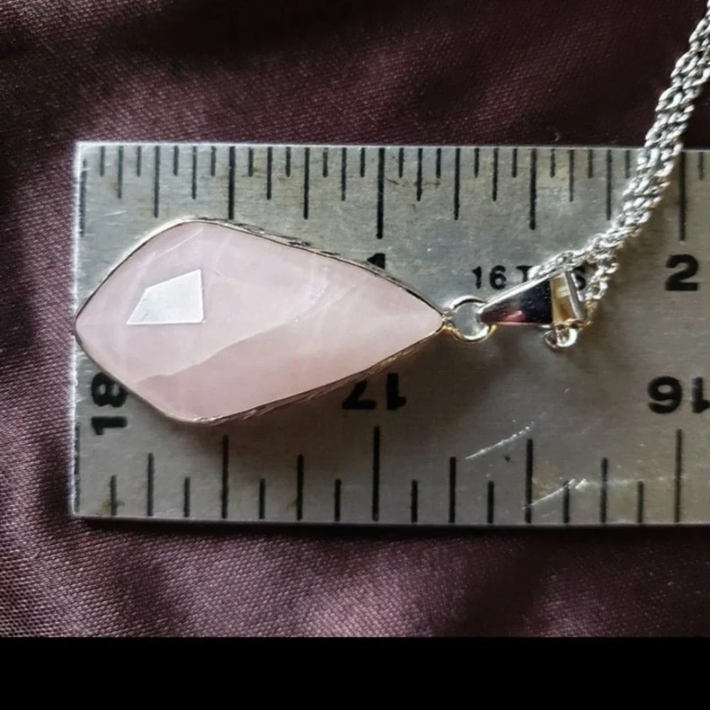 Rose Quartz Stone Teardrop‎ Pendant Necklace - 18 inch SS Chain 1 1/8 inches NWT